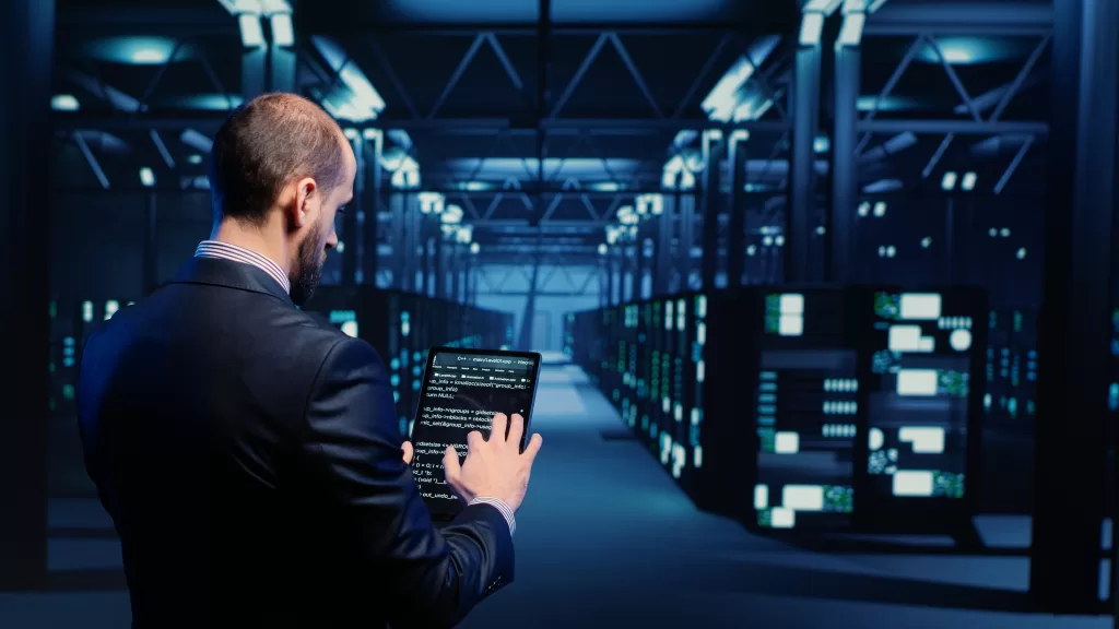 ativos de ti engenheiro trabalhando