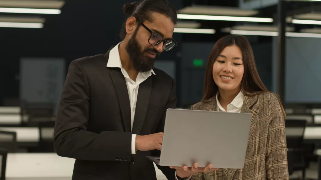 sanitização de dados homem e mulher analisando números