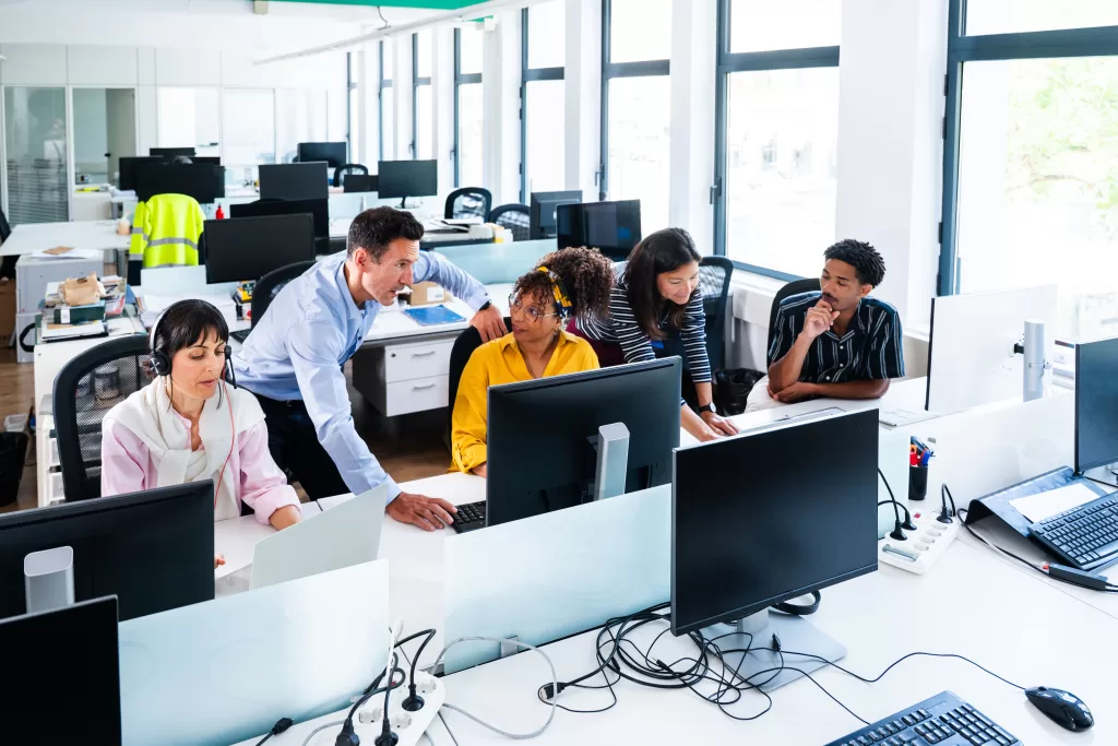 terceirizacao de ti time trabalhando