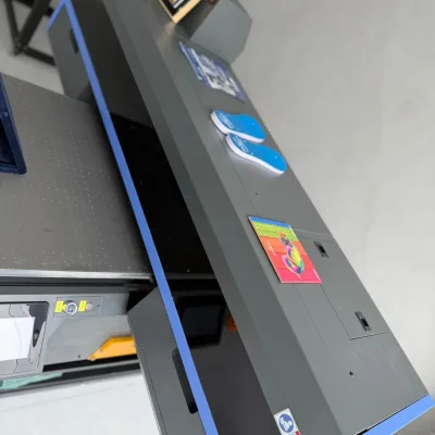 impressora-uv-de-mesa-k6090uv-com-scanner-integrado-2