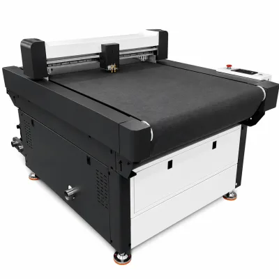 plotter-mcut-7090u-mesa-de-corte-e-vinco-de-esteira
